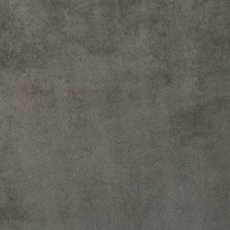 Fauteuil à oreilles de style milieu de siècle – Velours capitonné, pieds en chêne, 34 larg. x 30 prof. x 40 haut. po.