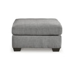 Grand pouf d'appoint gris – Revêtement en polyester, cadre à coins renforcés, pieds en faux bois