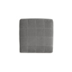 Grand pouf d'appoint gris – Revêtement en polyester, cadre à coins renforcés, pieds en faux bois